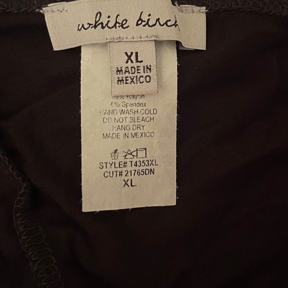 White Birch Black Open Back Halter Top - Picture 4 of 4